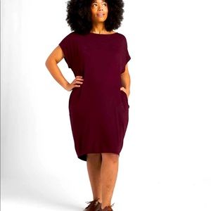 Universal Standard Helen Liquid Jersey Shift Dress- Black Cherry 4XS